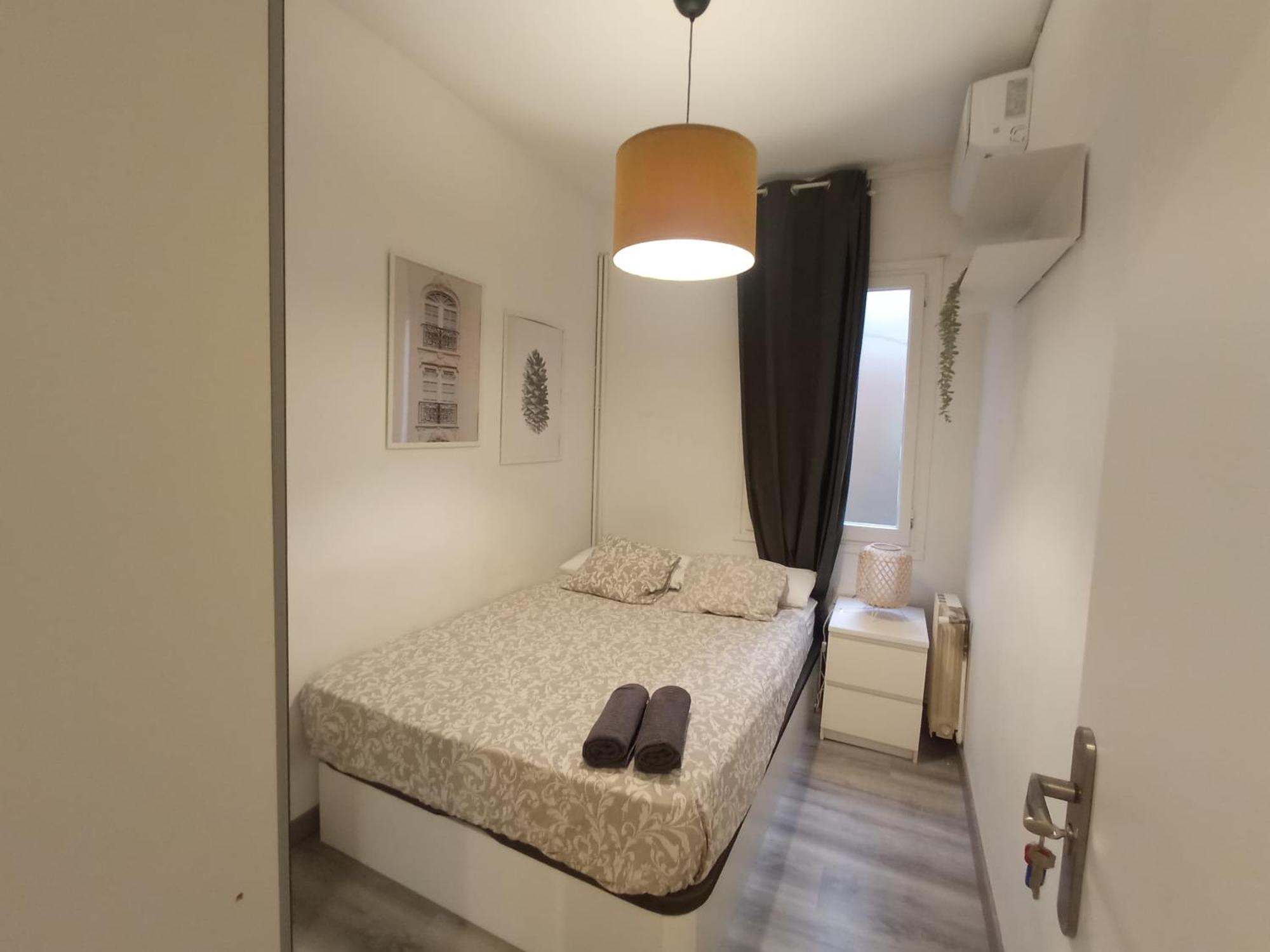 Private Rooms On Tamarit Street - Barcelona — Photos 3